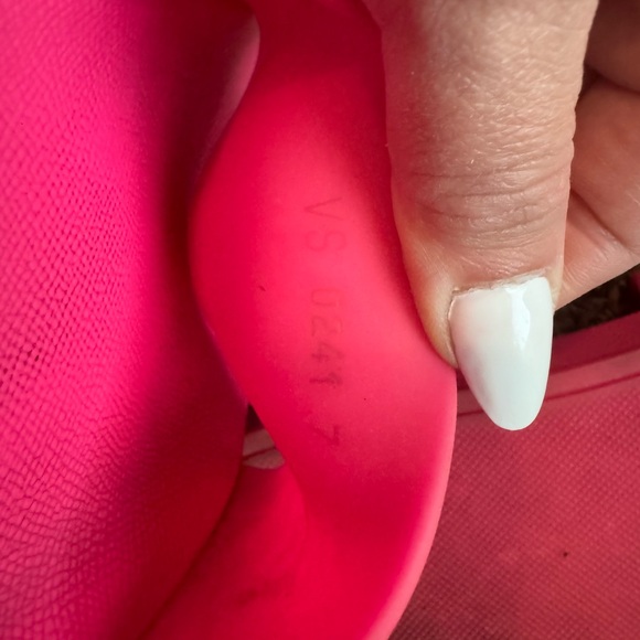 Hot Pink Louis Vuitton Pool Slides - Picture 4 of 6